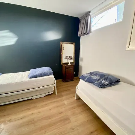 Sunny On Ground Floor With Small Terrace Apartament Groesbeek